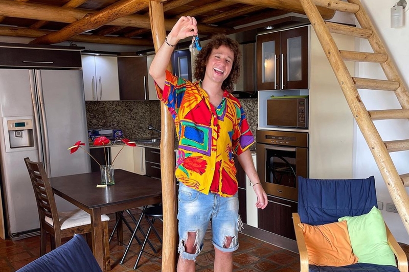 Luisito Comunica Rompe El Silencio Y Dice La Verdad Sobre El Pasaporte