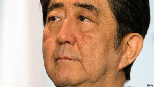 Shinzo Abe expresó su enorme pena por los sufrimientos causados por Japón.