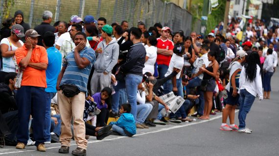 Colas en Venezuela se incrementarán para este 2016