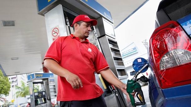 Gobierno prevé ajuste de precio de la gasolina | Foto: Archivo
