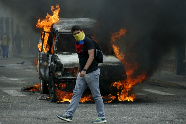 Protestas en la UCAT/Crédito: Reuters