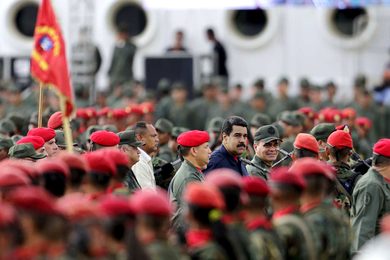 Gobierno suspenderá desfile del 5 Julio por fracturas en la FANB, según Capriles | Imagen de referencia