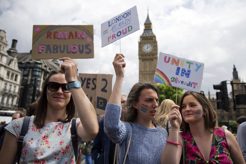 Jóvenes británicos en protesta contra el Brexit | Foto: AFP
