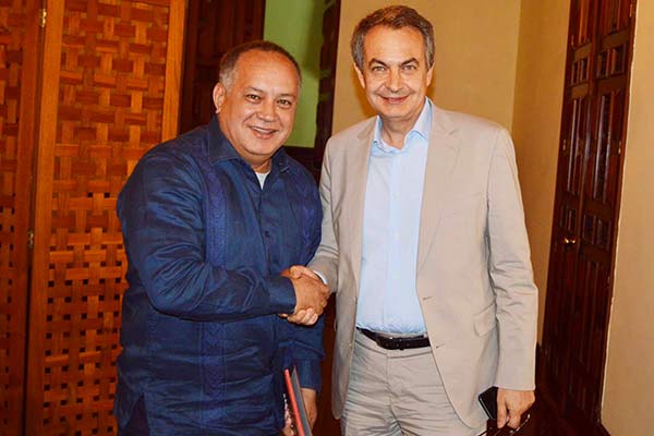 Diosdado Cabello junto a Rodríguez Zapatero | Foto: @DrodriguezVen