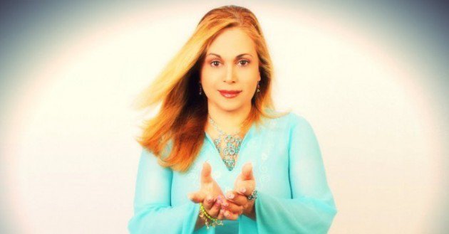 La astróloga venezolana Adriana Azzi