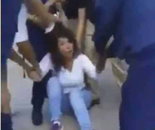 Mujer detenida por robar en Sambil - Valencia | Foto: Captura de video