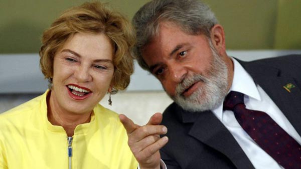 Lula y su esposa | Foto: Reuters