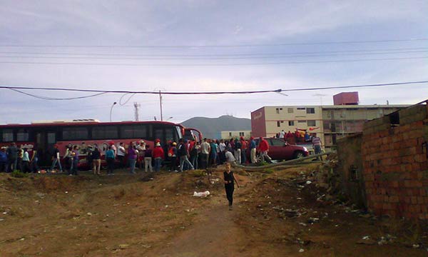 Llegan oficialistas a Villa Rosa |Foto Twitter