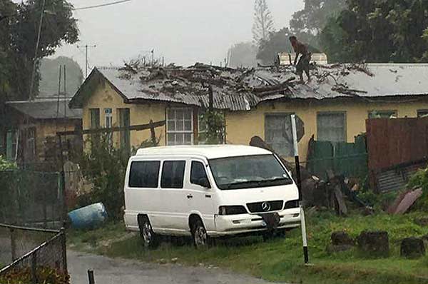 Paso de la Tormenta Matthew por Barbados y Martinica |Foto vía Twitter