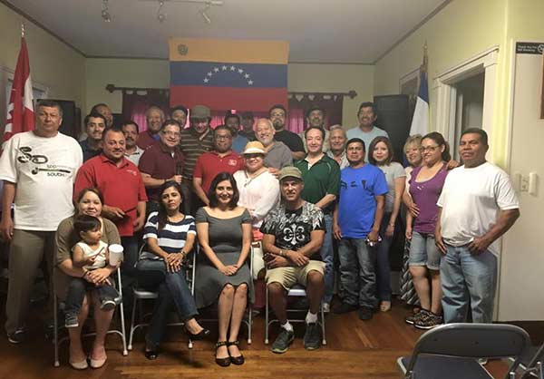 Con activistas de 'Solidaridad con Venezuela en LA, EEUU, tras una conferencia (09/2016) | Aporrea