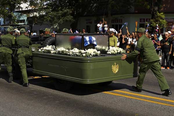 Traslado de las cenizas de Fidel Casdtro |Foto: Reuters
