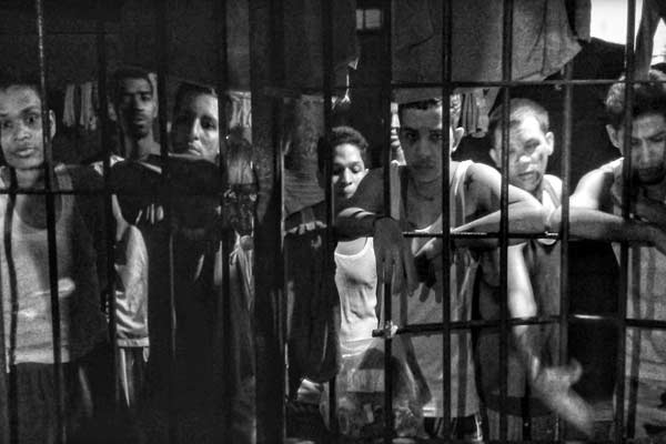 En los calabozos policiales de Miranda reina la desidia |Foto: Runrun.es