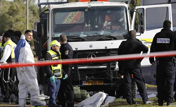 Palestino atropelló a grupo de soldados con un camión en Jerusalén | EFE