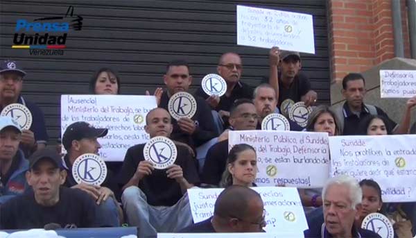 Trabajadores de Kreisel exigen al Gobierno pago de sueldos | Foto referencial