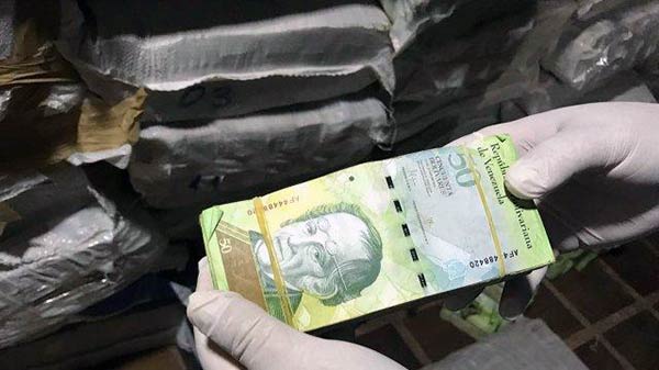 Billetes venezolanos incautados en Paraguay | Foto: Efecto Cocuyo