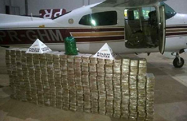 Aeronave con 430 quilos de cocaína | Foto: Polícia Militar