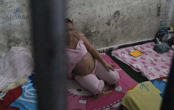Presas embarazadas en peligro por falta de asistencia médica | Foto referencial / El Nacional