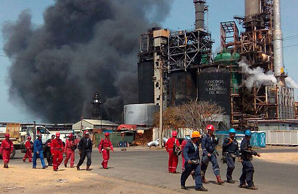 Incendio en la refinería de Amuay | Foto: Twitter