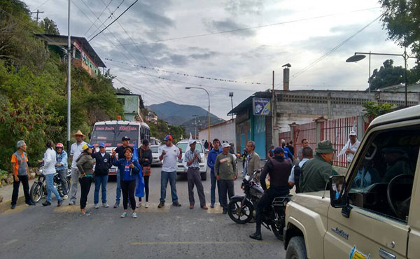 Denuncian que colectivos agredieron a opositores en Trujillo | Foto: PJ_Trujillo
