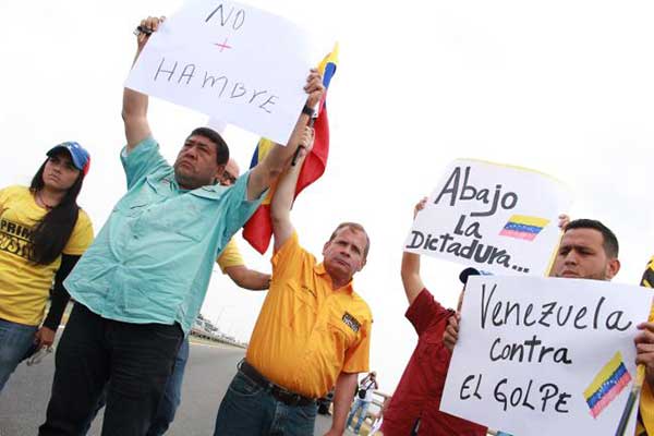 Oposición tomó el puente sobre el Lago de Maracaibo | Foto: @JuanPGuanipa 