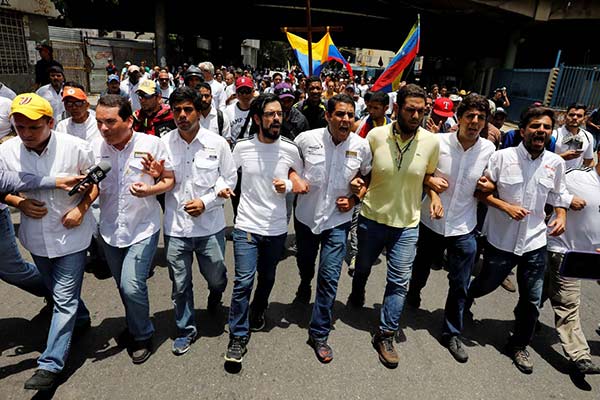 Oposición marchará el 26-A hasta la Defensoría del pueblo |Foto: Reuters 