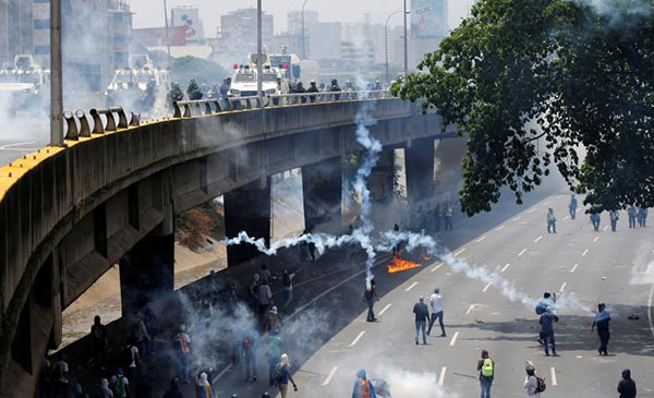 Costa Rica condena altos niveles de violencia y represión en Venezuela | Foto: Reuters