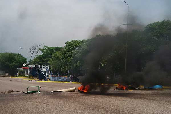 Reportan protestas en la ULA Táchira | Foto: Twitter