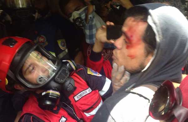 Varios heridos durante fuerte represión en la UCV | Foto: El Nacional
