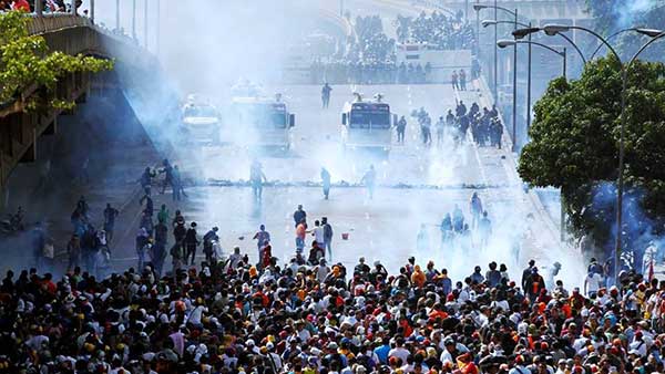 Represión a la movilización opositora de este 29 de mayo en la Fajardo | Foto: Vía Twitter