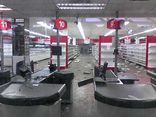 Saqueos en municipios de Carabobo dejaron pérdidas millonarias |Foto: @AndrewsAbreu 