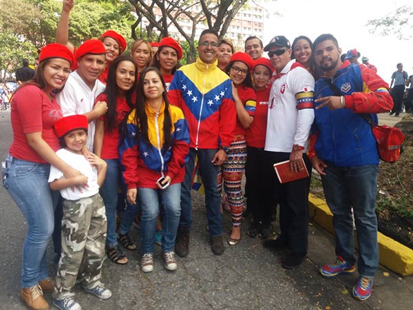 Valentín Santana candidato a la Constituyente junto a "compatriotas" oficialistas |Foto cortesía