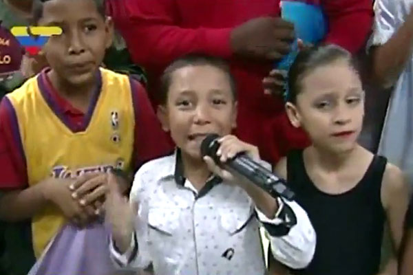 Gobierno usa niños para promover la Constituyente de Maduro | Captura de video