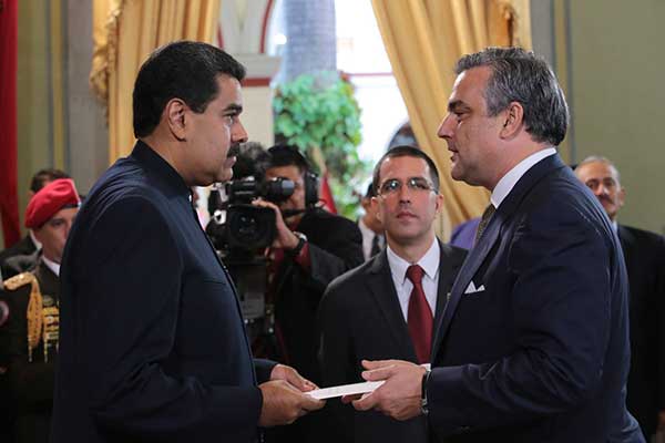 Embajador de España en Venezuela presenta credenciales a Nicolás Maduro | Foto: @PresidencialVen