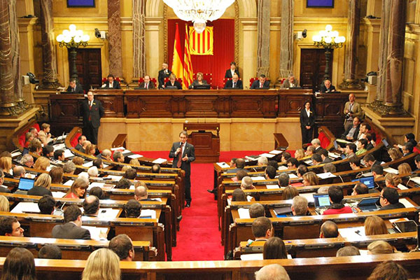 Fiscalía española demandará al gobierno catalán por referéndum | Foto:  Agencias