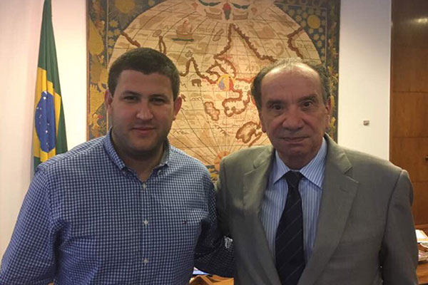 David Smolansky fue recibido por el canciller brasileño Aloysio Nunes | @dsmolansky 