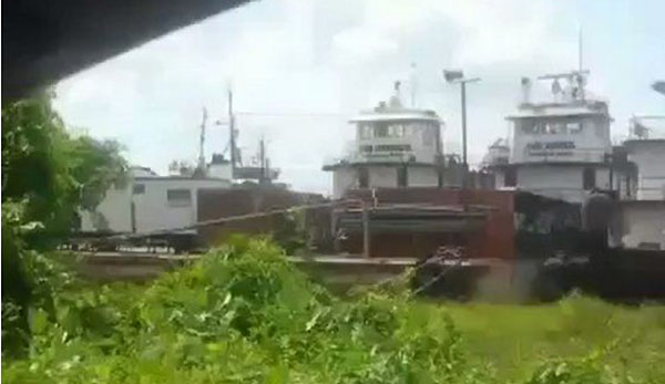 Contrabando de combustible  por el río Orinoco | Foto: Captura de video