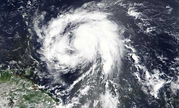 Imagen del huracán María, de un satélite de la NASA, a unas 85 millas de Martinica. 17 de septiembre de 2017. NASA/ Vía Reuters