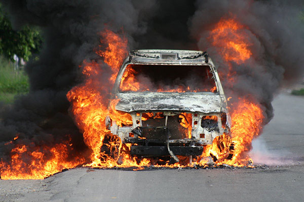 Presos de Tocorón hirieron a tres Cicpc y quemaron un vehículo | Foto: Eleazar Urbáez (vía Twitter @FEDGLOCK)