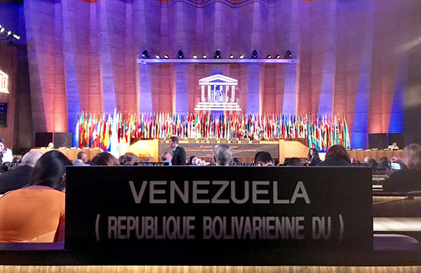 Venezuela es elegida miembro del Consejo Directivo de la Unesco junto a países del Alba | Foto: @jaarreaza